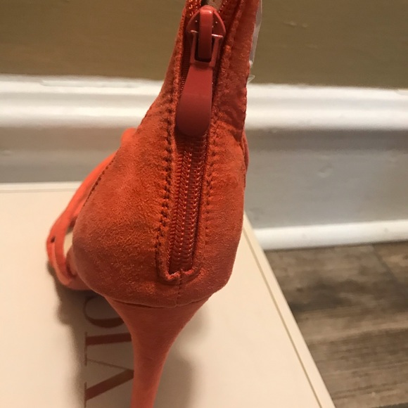 NIB VICES HEELS - Picture 3 of 4